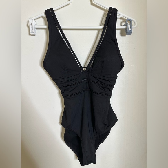 Nwot Sea Level Eco Essentials Spliced A-DD Cup One Piece Swimsuit sz 4 - Picture 3 of 6